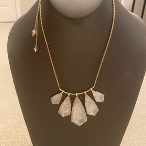 Kendra Scott Rhyan Adjustable Necklace! Ivory MOP! Just the right size!